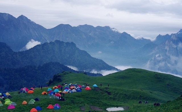 九頂山